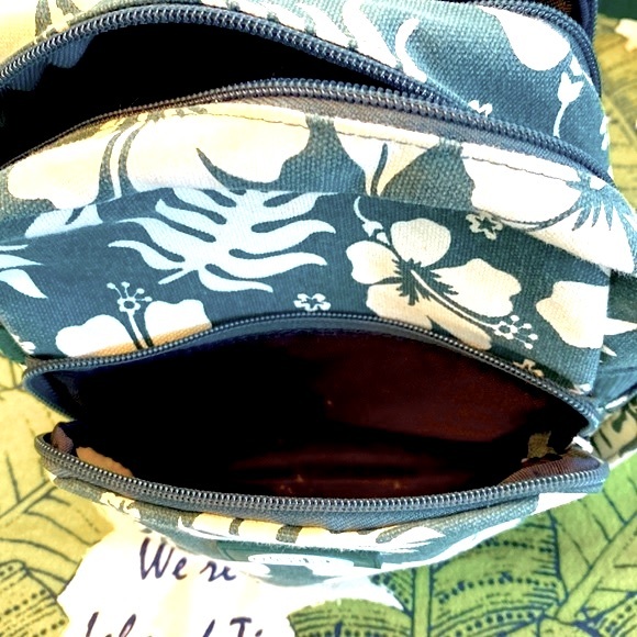 Crossbody Bag by Pacific Isles - Picture 6 of 10